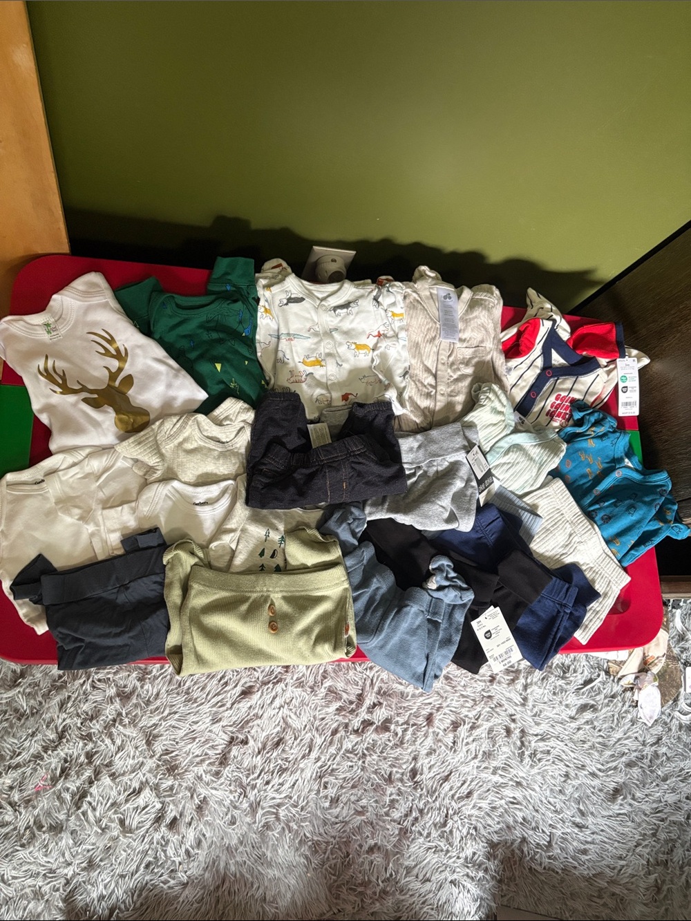 0-3 months Lot EUC/NWT/NWOT 21 pieces